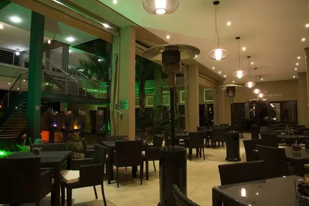 Premier Hotel OR Tambo - Yeme / İçme