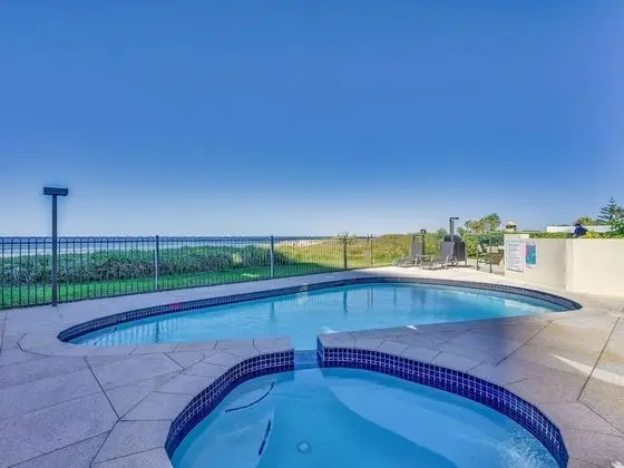 Premiere Apartments -HR Surfers Paradise - Havuz