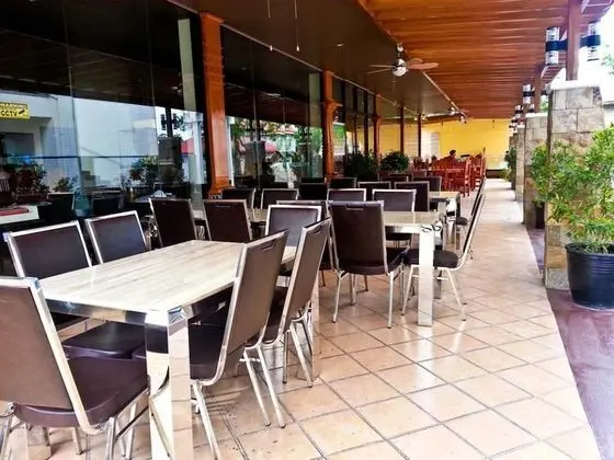 The Premiere Business Hotel - Yerinde Yemek