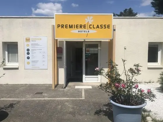 Premiere Classe Avignon Courtine - Lobi