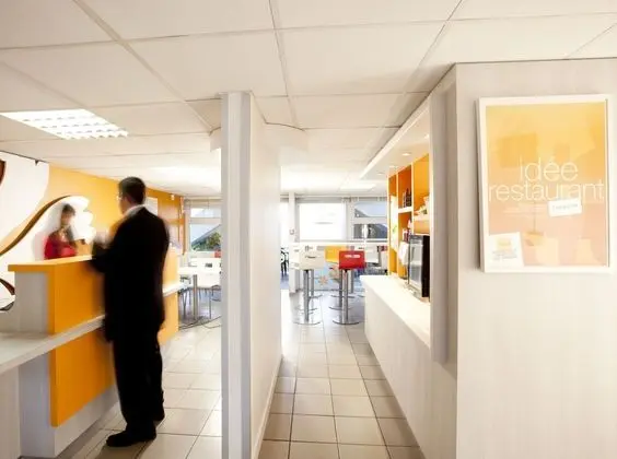 PREMIERE CLASSE CLERMONT FERRAND SUD - Aubière - Lobi