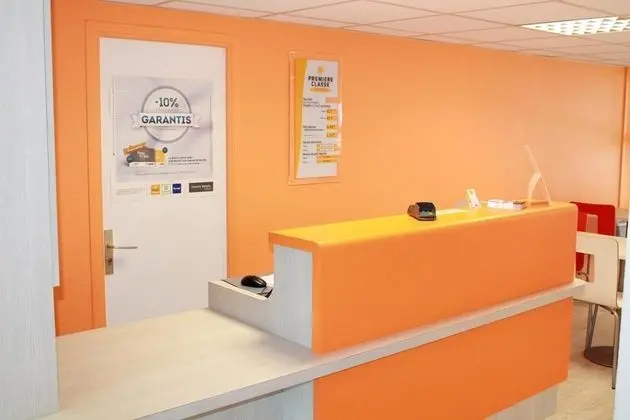 Premiere Classe La Roche Sur Yon - Lobi