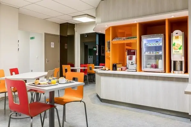 Hotel Première Classe Lille Centre - Kahvaltı