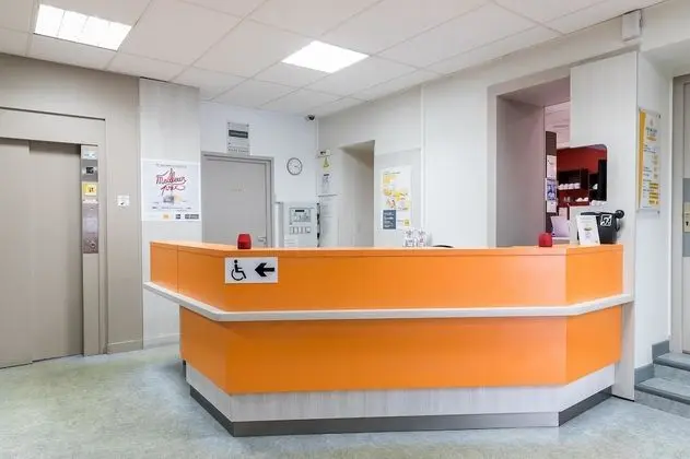 Hotel Première Classe Lille Centre - Lobi