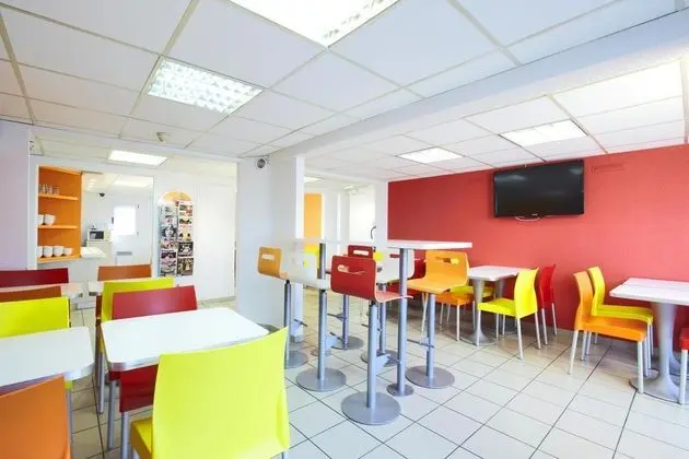 Premiere Classe Montreuil - Genel