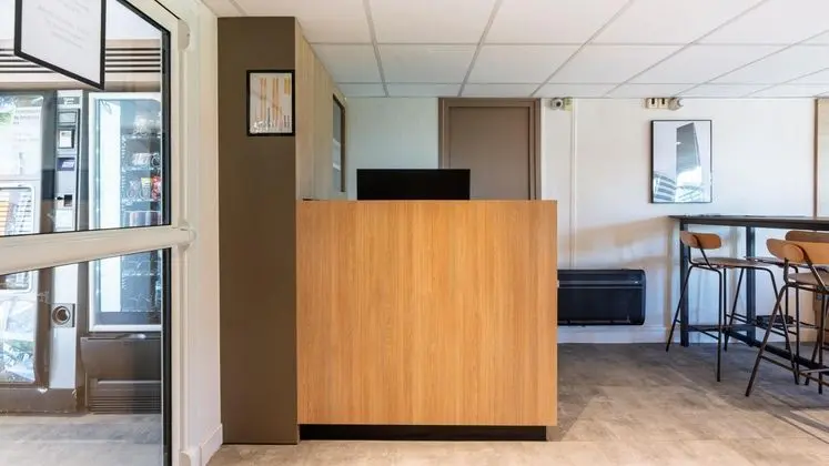 Premiere Classe Orléans Nord - Saran - Lobi