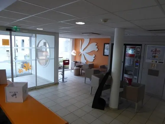 Premiere Classe Roissy - Aéroport CDG - Le Mesnil Amelot - Lobi