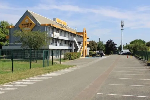 PREMIERE CLASSE SAINT QUENTIN EN YVELINES ELANCOUR