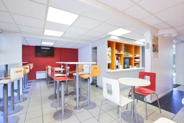 Premiere Classe Toulouse Ouest - Blagnac Aéroport - Lobi