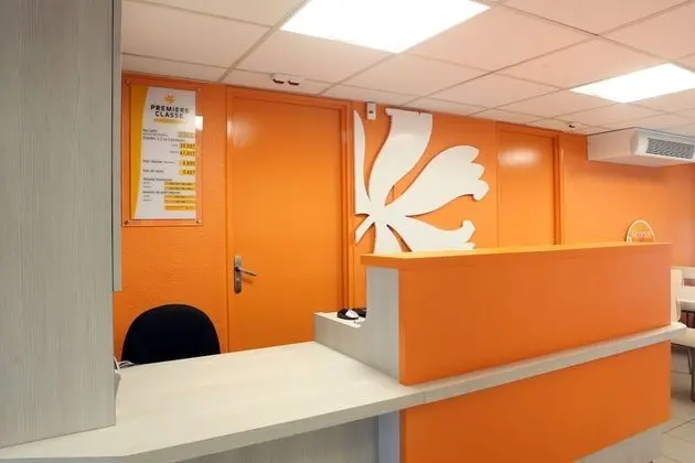 Premiere Classe Tours Sud Joué les Tours - Lobi