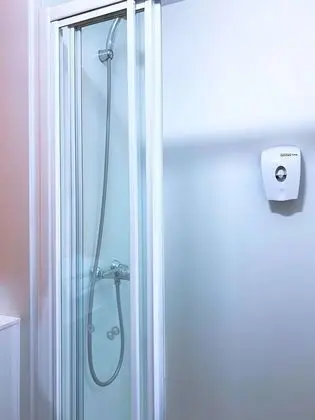 Premiere Classe Troyes Sud - Parc Saint Thibault - Banyo Özellikleri