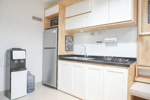 Premium And Comfortable 2Br Apartment At Royal Olive Residence - Mutfak