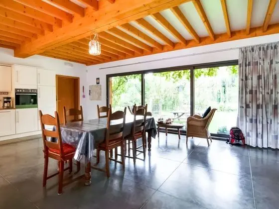 Premium Cottage in Florennes Near Private Fish Lake, Forest - Yerinde Yemek