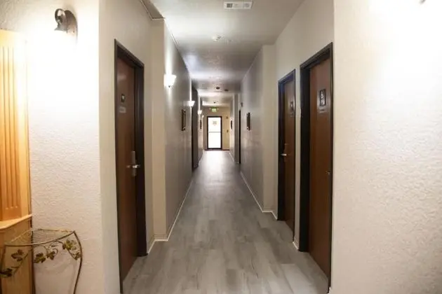 Premium Inn and Suites - İç Mekan