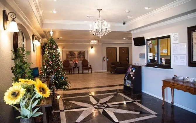 Premium Inn and Suites - Lobi
