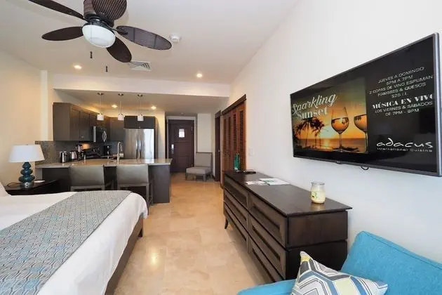 Premium Oceanfront Jaco Studio 7701 by CRHR