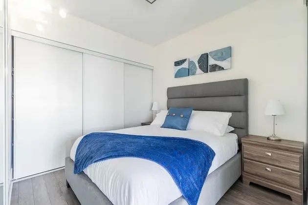 Premium Suites Apartments - Toronto - Oda