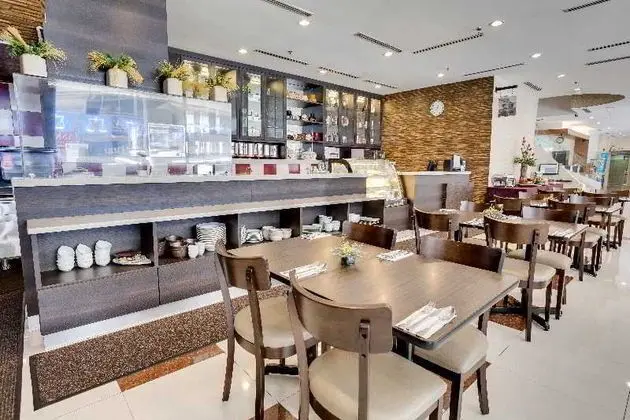 Prescott Hotel Kuala Lumpur - Medan Tuanku - Yeme / İçme