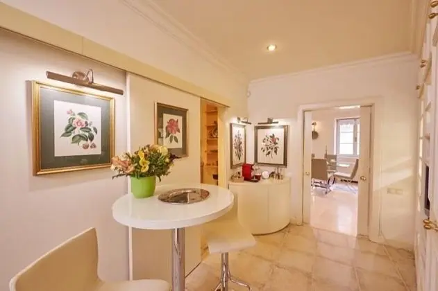 President Mezonet Apartment - İç Mekan