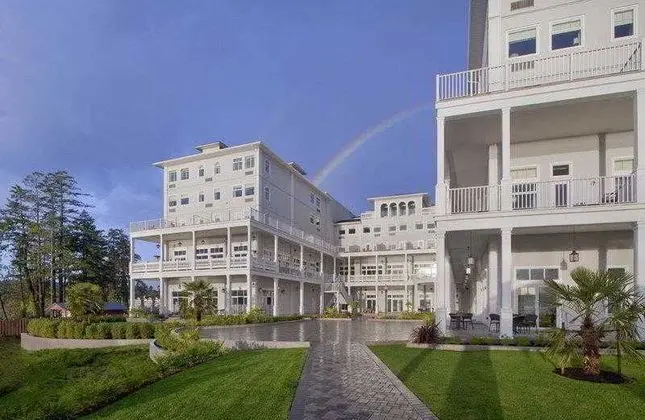 Prestige Oceanfront Resort BW Premier Collection
