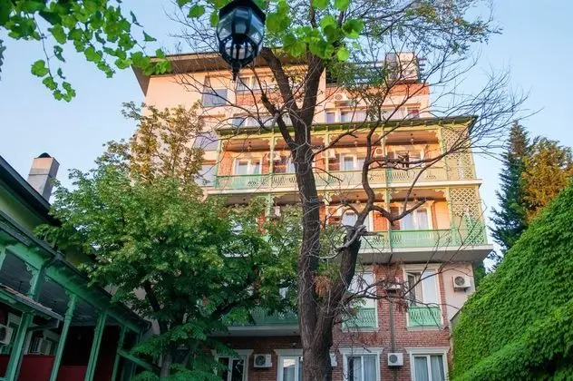 Prestige Palace Hotel