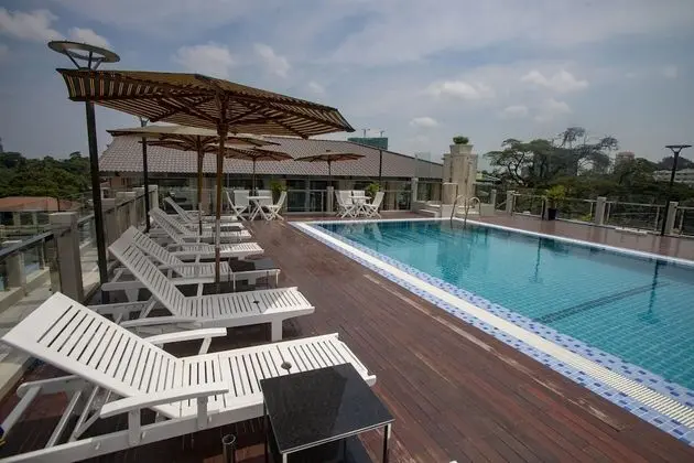 Prestige Residences at Golden Valley - Havuz