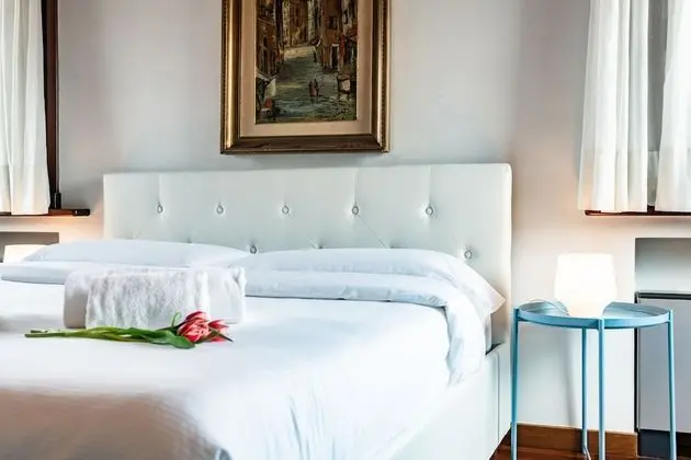 Prestigious Residence Brà with a turret overlooking Verona