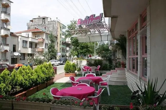 Prestij Apart Hotel - Dış Mekan