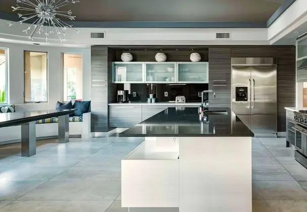 Preston by Avantstay 6BR Desert Oasis w/ Basketball Court, Pool & Hot Tub - İç Mekan