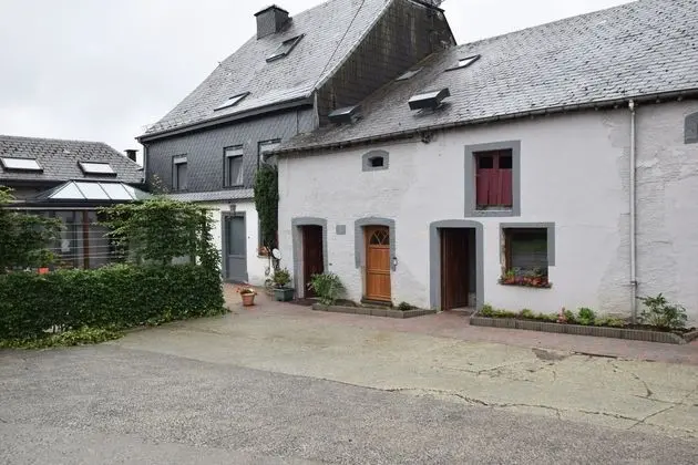 Pretty Cottage with 2 Bathrooms near Neufchateau - Dış Mekan