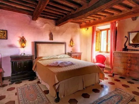Pretty Farmhouse in Siena With Shared Swimming Pool - Oda