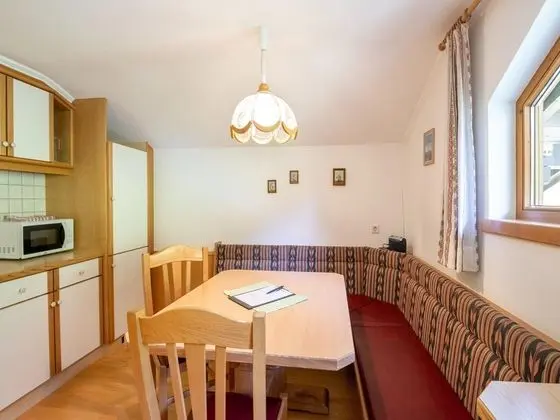 Pretty Holiday Home in Mayerhofen With Balcony - Yerinde Yemek
