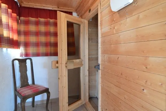 Pretty Holiday Home in Ondenval With Sauna, Hautes Fagnes - Lobi