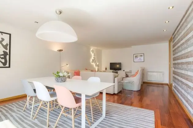 Pretty Porto Apartment by Soulsharing