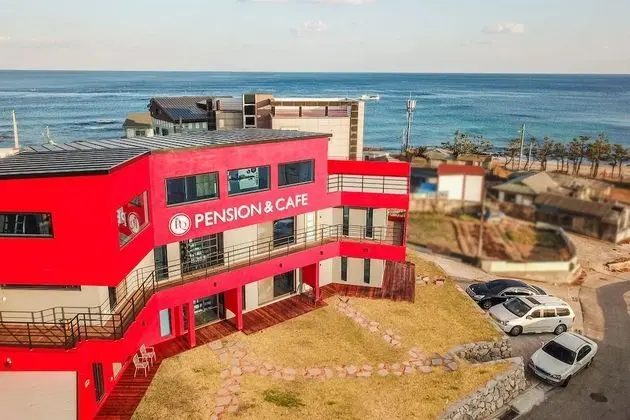 Pretty Queen Pension