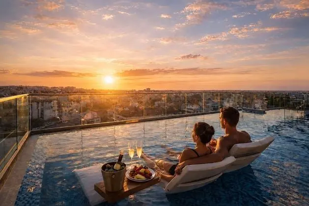 Prezident Palace Belgrade - Rooftop Pool & Spa Hotel - Öne Çıkan Resim