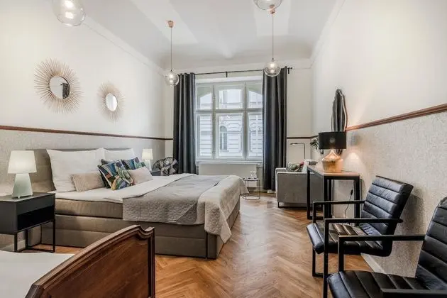PRG Trendy Central APT by Michal&Friends - Öne Çıkan Resim