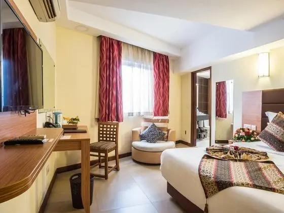 Prideinn Mombasa City 6