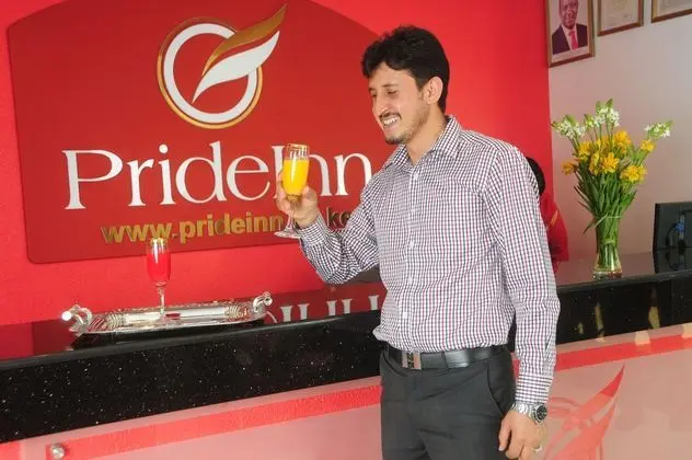PrideInn Raphta Hotel - Lobi