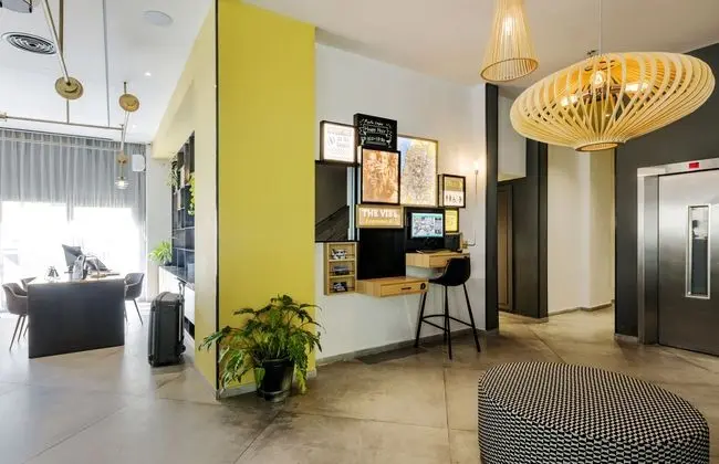 Prima City Hotel - Lobi