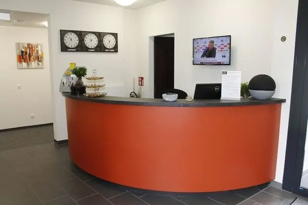 Prime 20 Serviced Apartments - Lobi