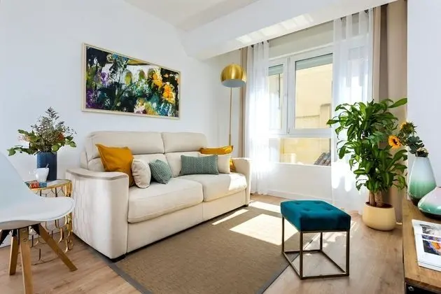 Prime Location, Cozy 2 Bedroom Apartment - Santo Cristo II