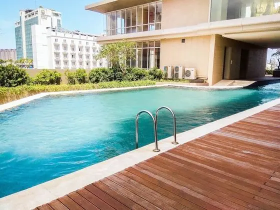 Prime Location Studio Apartment at Elpis Residence near Ancol