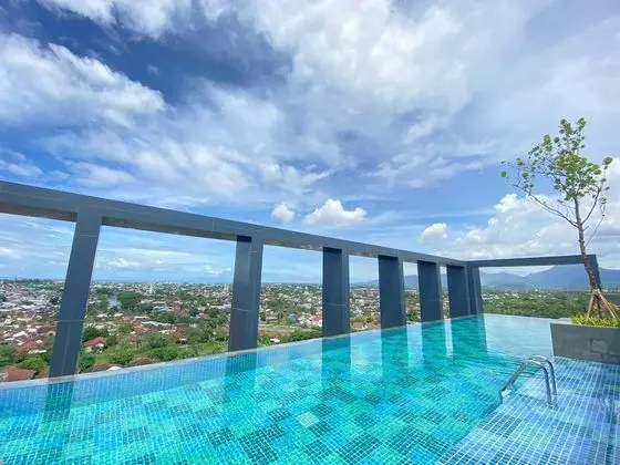 Prime Park Hotel & Convention Lombok - Havuz