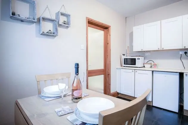 Primrose - 1 Bedroom Cottage - Llanteg - Mutfak
