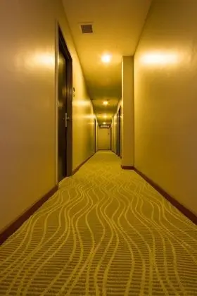 PRINCE 33 HOTEL - İç Mekan