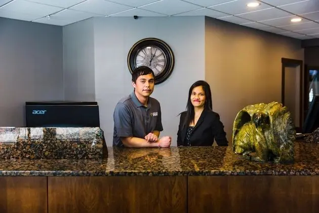 Prince Albert Inn - Lobi