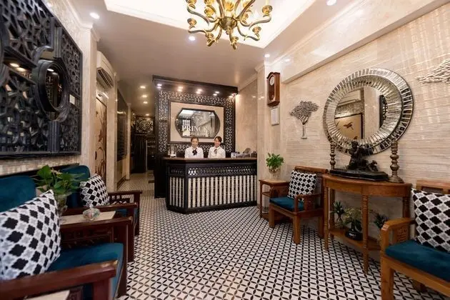 Prince II Hotel