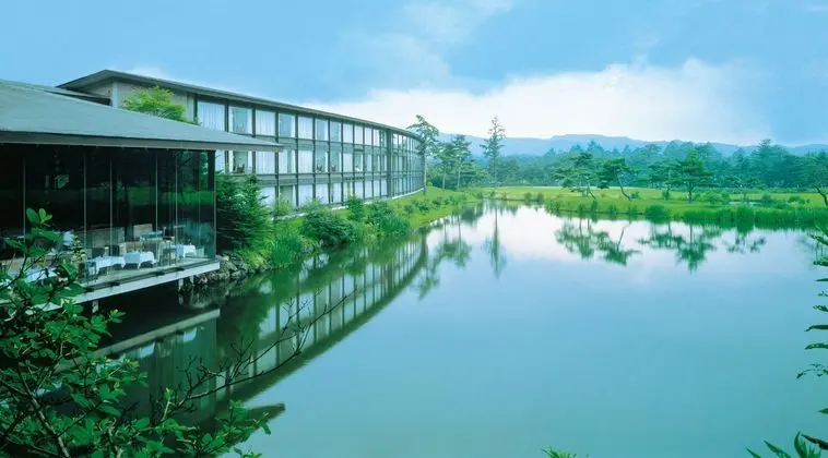 THE PRINCE KARUIZAWA
