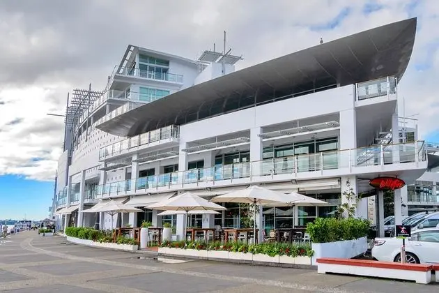 PRINCES WHARF BOUTIQUE APARTMENT